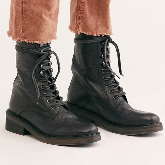 NWT $178 Free People Sante Fe Lace-up Boot 36 = USA 6 Black - Picture 2 of 16